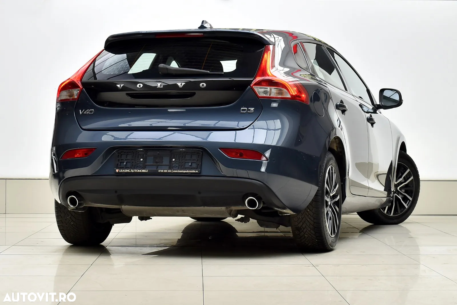 Volvo V40 D3 Aut. Summum - 5