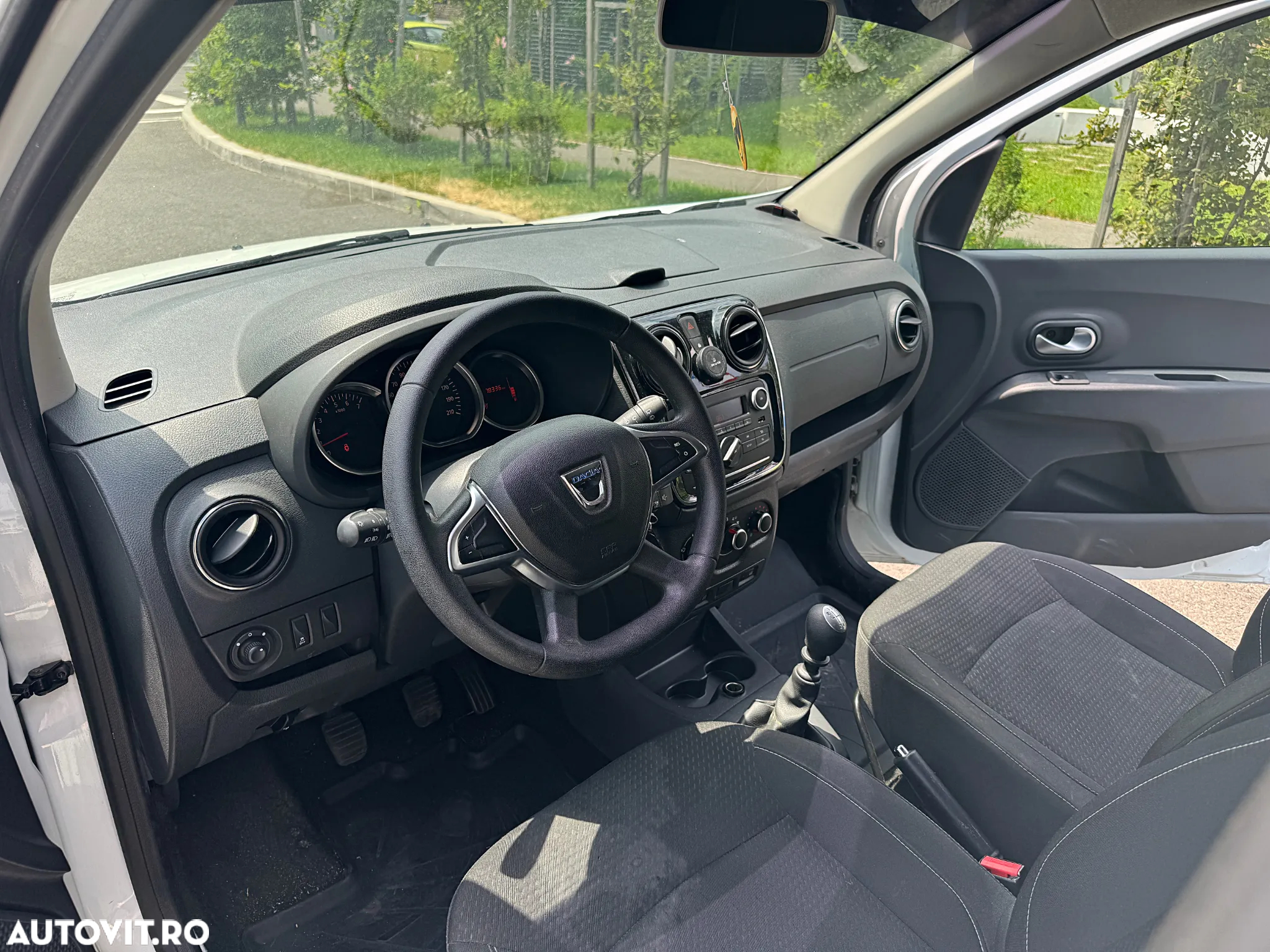 Dacia Lodgy 1.5 Blue dCi Laureate - 9