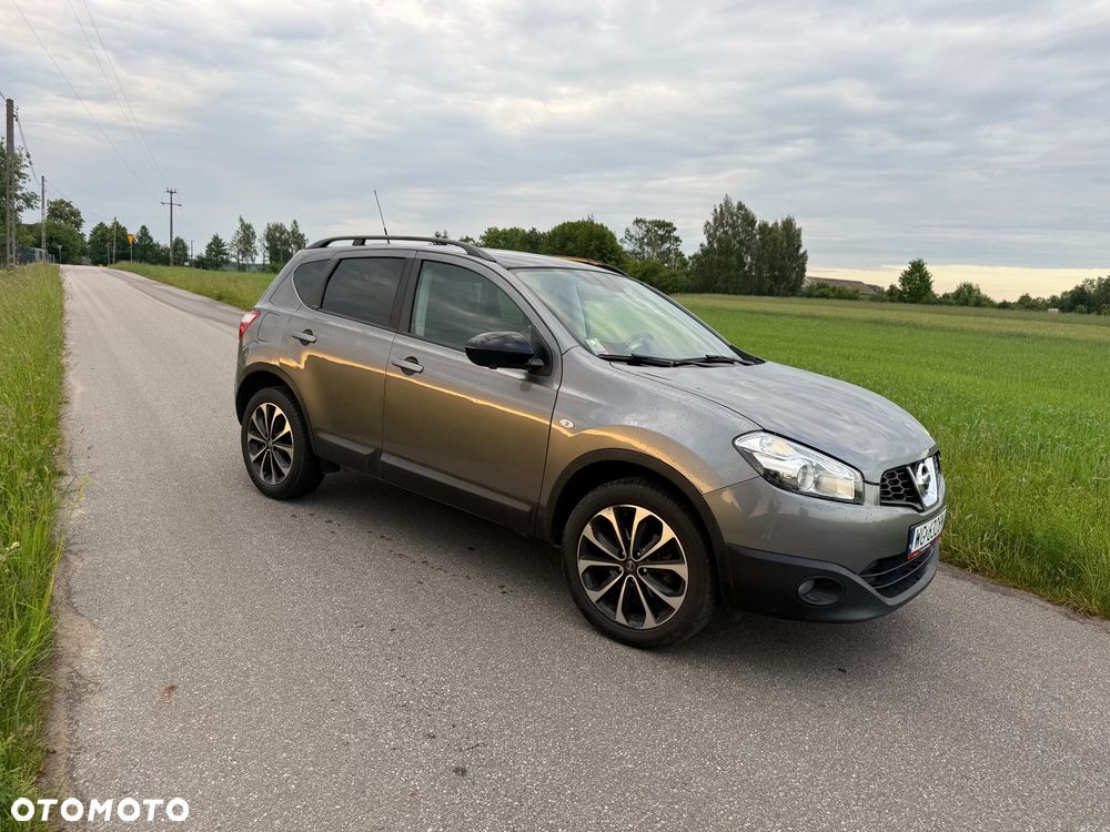 Nissan Qashqai - 4
