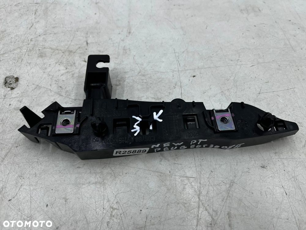 Ślizg Peugeot 3008 II 5008 II 16-24r.  prawe tylny mocowanie zderzaka wspornik prawy tył 9810975386 - 1