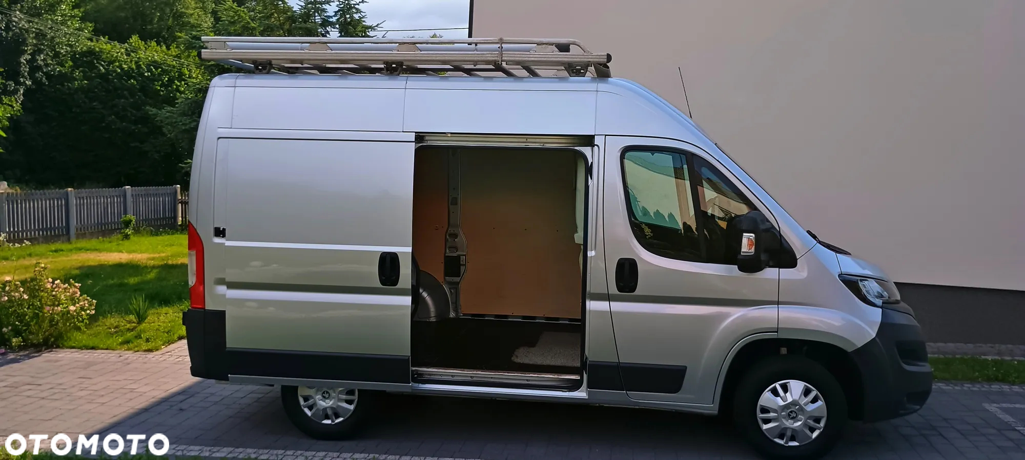 Nissan NV400 - 9
