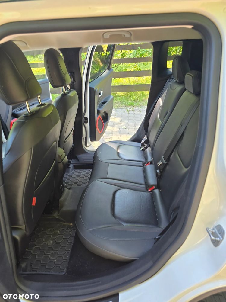 Jeep Renegade 2.0 MultiJet Active Drive Low Automatik Trailhawk - 25