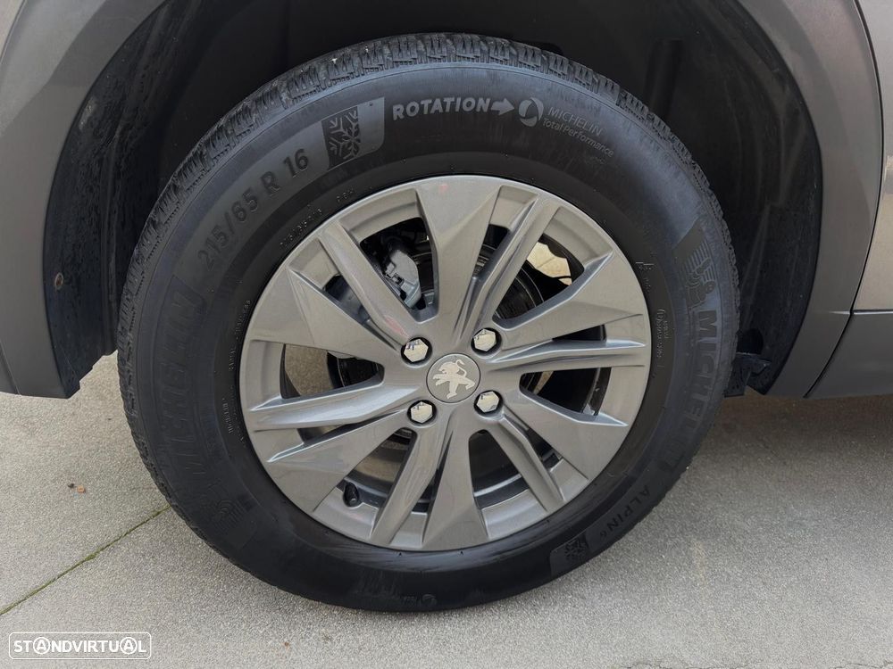 Peugeot 2008 1.2 PureTech Active - 5