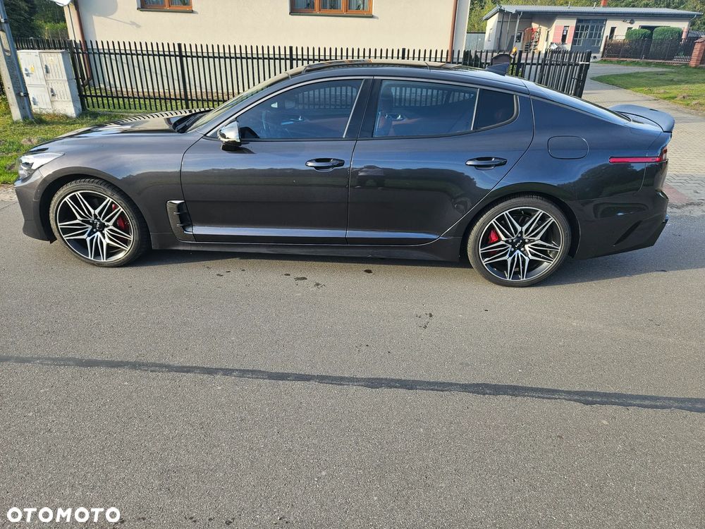 Kia Stinger - 7