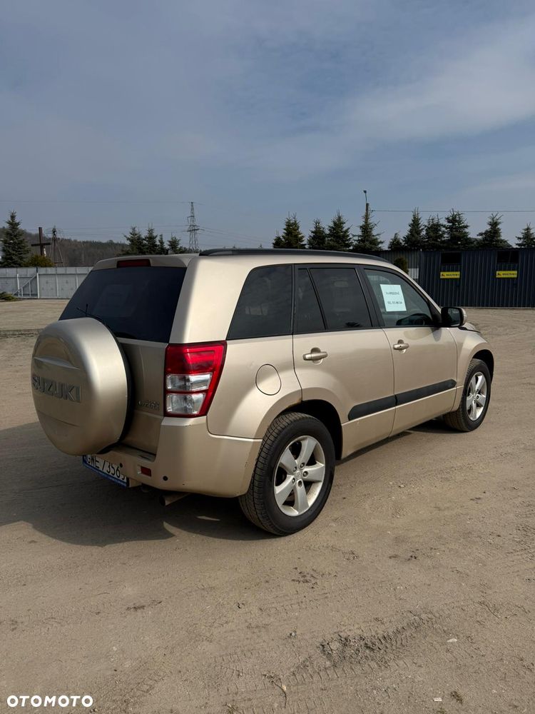 Suzuki Grand Vitara - 2