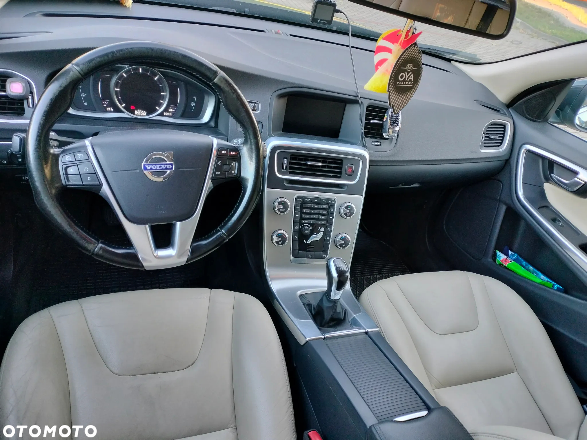 Volvo V60 D4 Drive-E Summum - 16
