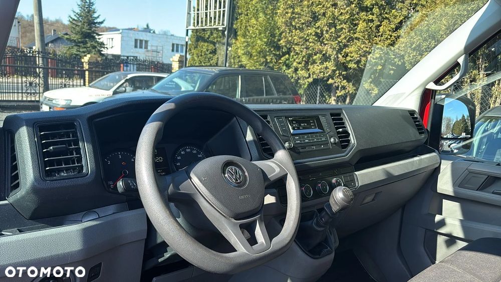 Volkswagen Crafter - 13