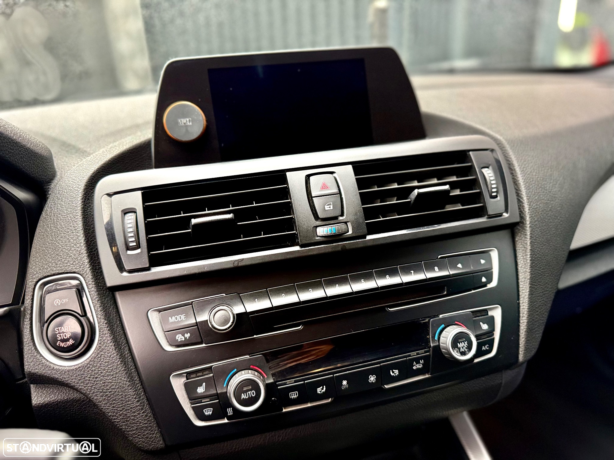 BMW 114 d Pack M - 31