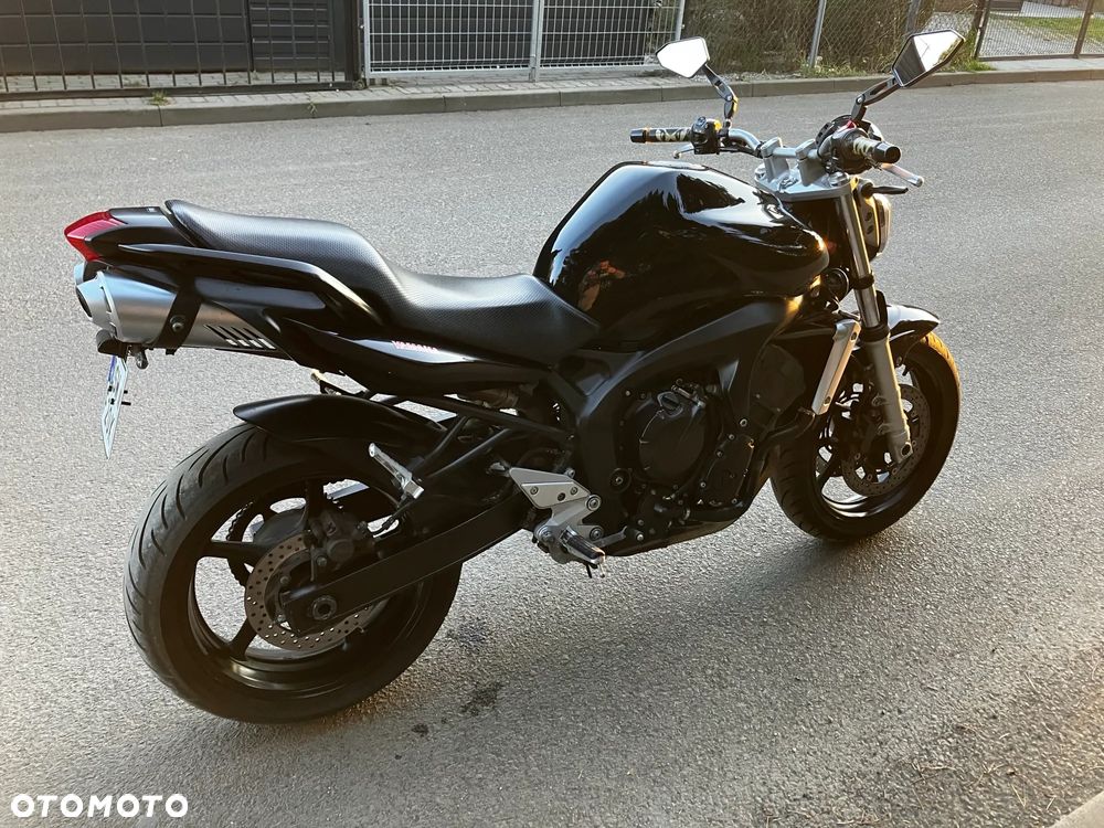 Yamaha FZ6 - 12