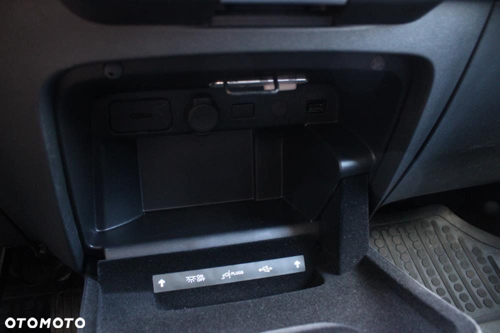 Citroën C4 SpaceTourer - 17