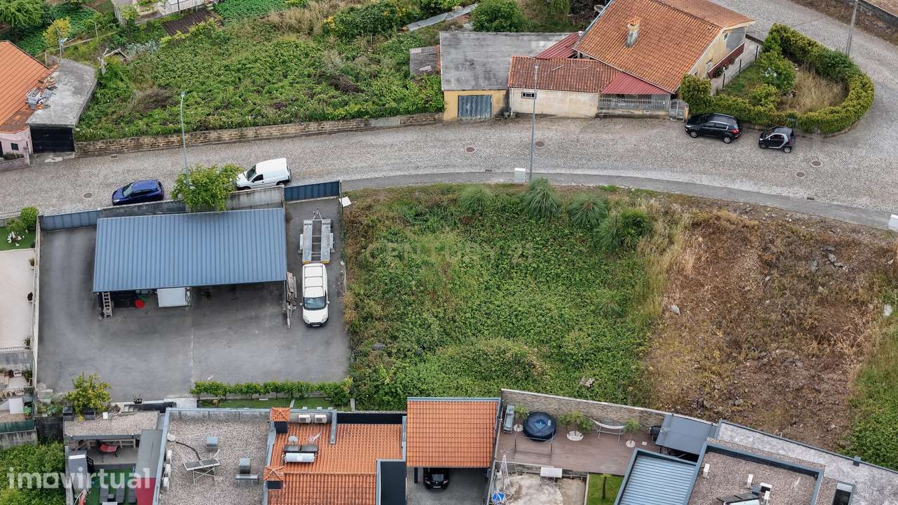 Terreno Urbano com Projeto para Moradia Moderna em Lordelo – Paredes - Grande imagem: 4/20