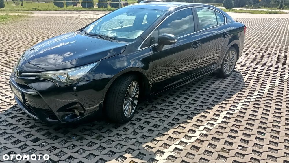 Toyota Avensis 2.0 D-4D Premium - 3