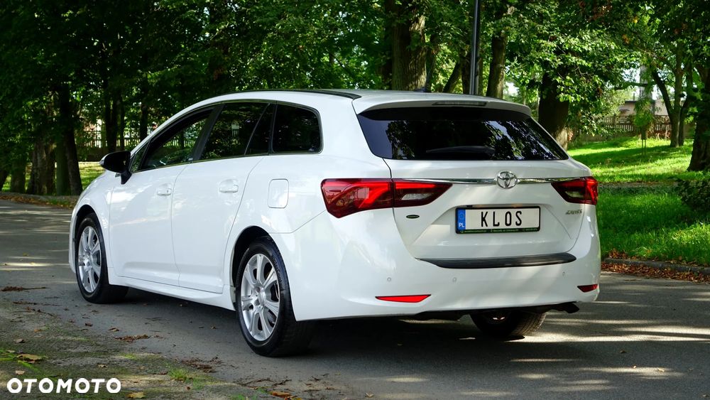 Toyota Avensis 2.0 D-4D Prestige - 30