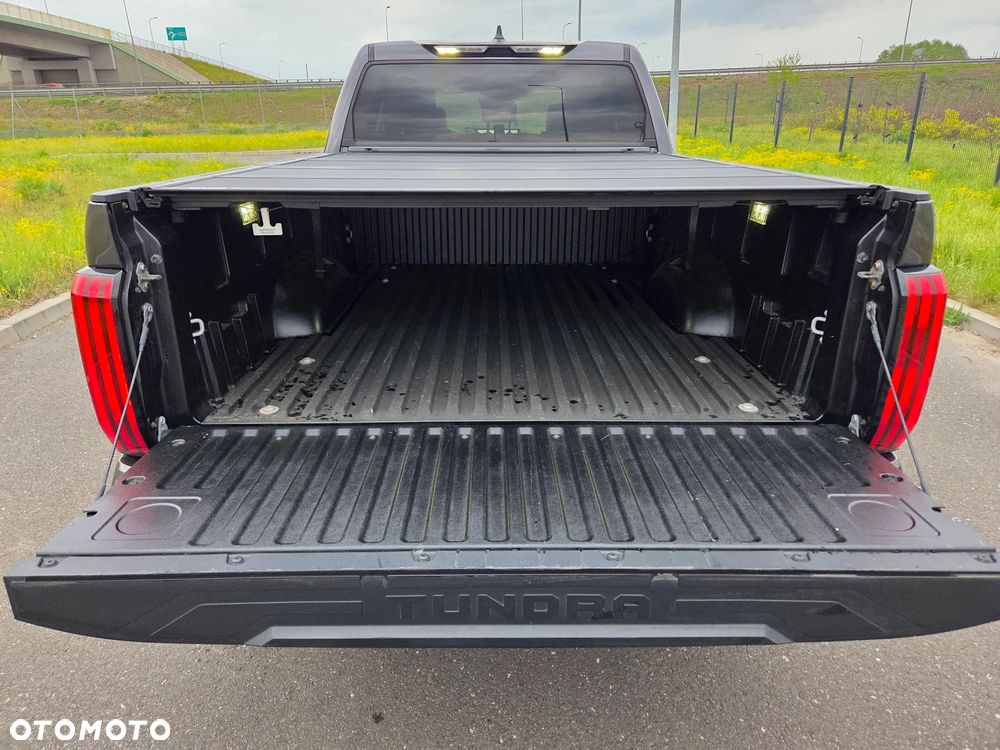 Toyota Tundra - 40