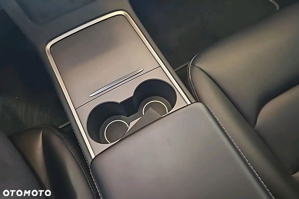 Tesla Model 3 Premium Langstreckenbatterie AWD Dual Motor - 8