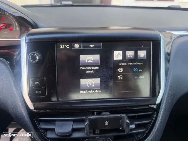 Peugeot 208 1.2 PureTech Access - 30