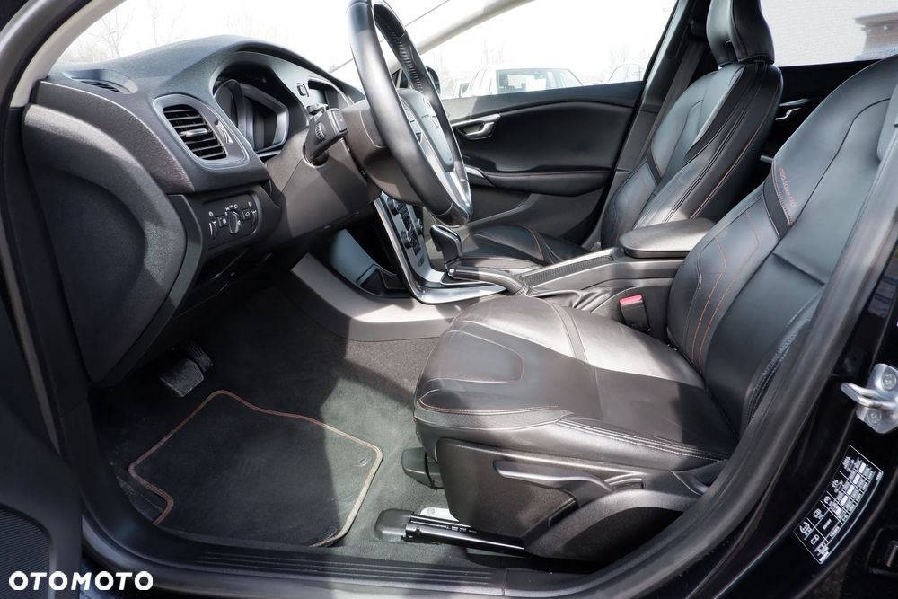 Volvo V40 D2 Powershift Ocean Race - 26