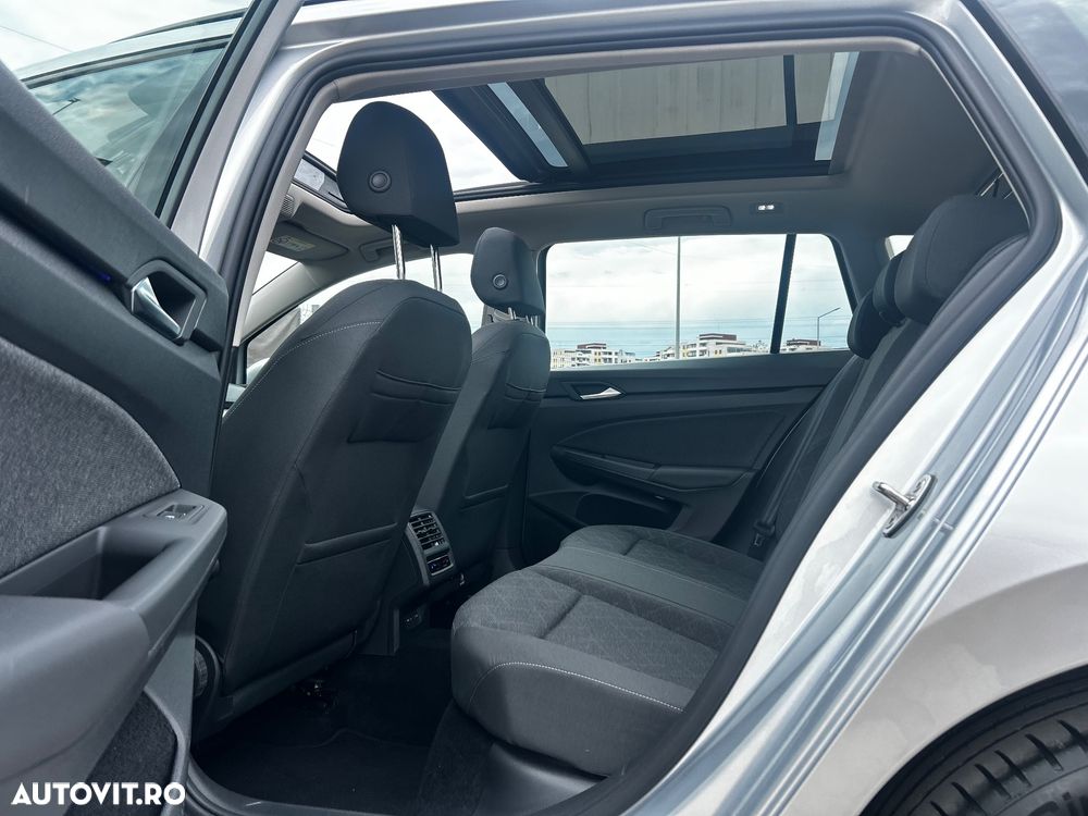 Volkswagen Golf 2.0 TDI SCR Life - 31