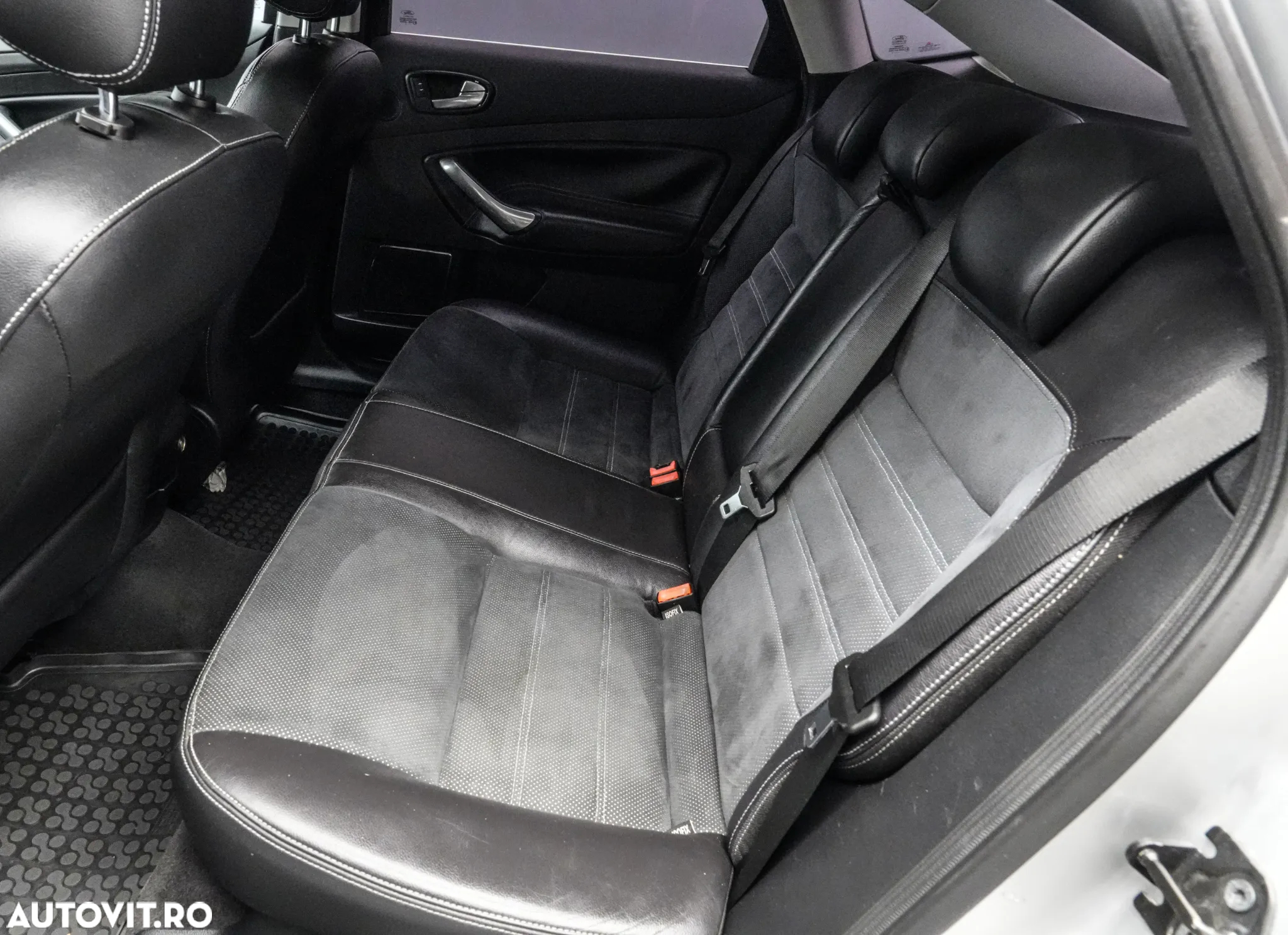 Ford Mondeo 2.0 TDCi Titanium - 15