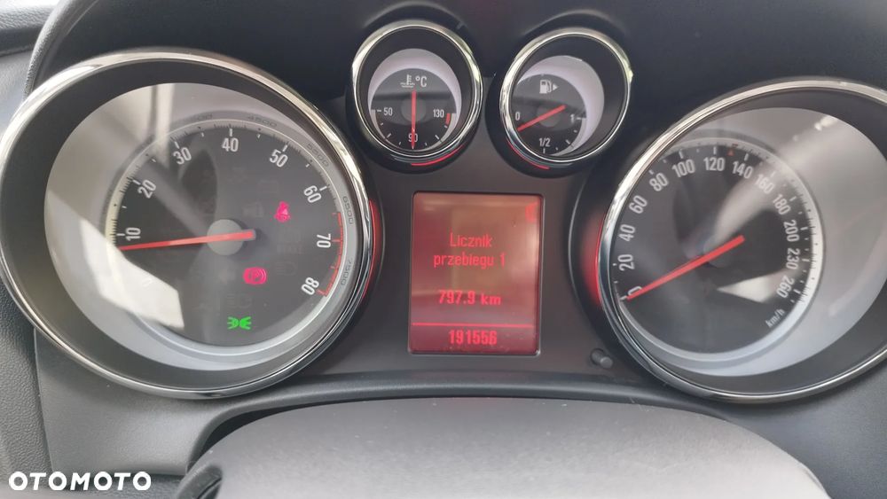 Opel Astra 1.4 T Cosmo - 13