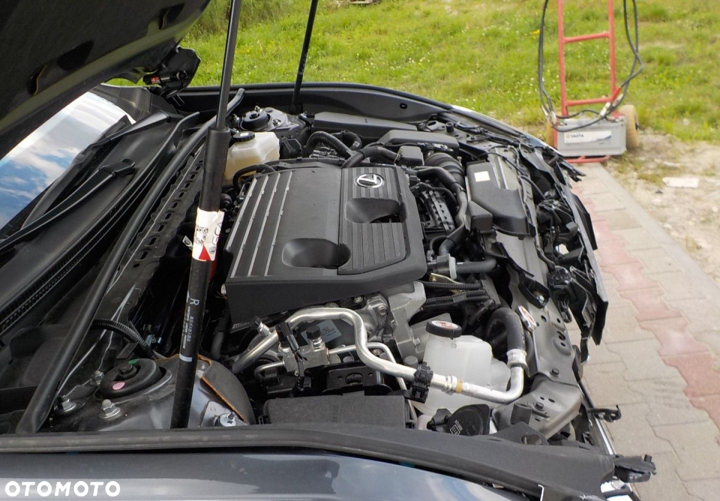 Lexus ES - 4