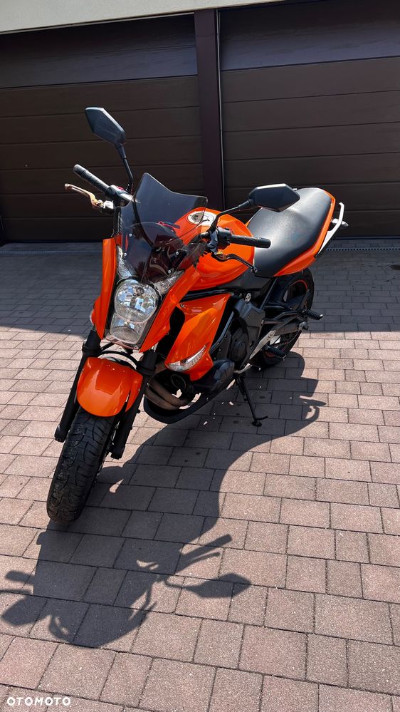 Kawasaki ER - 8