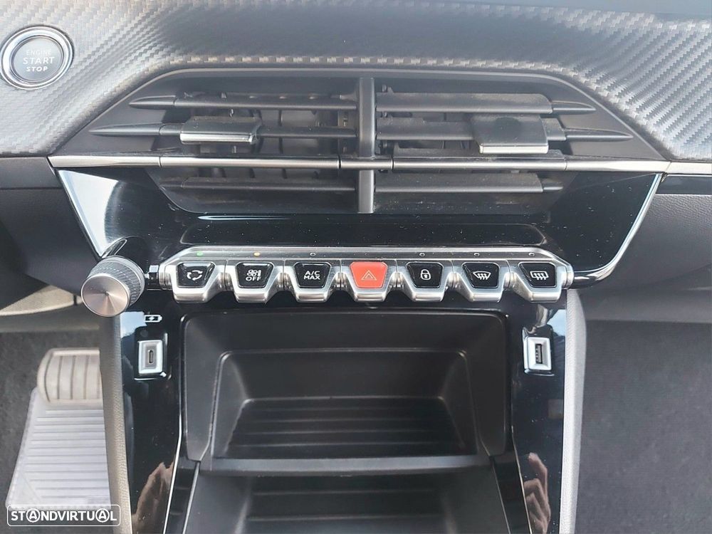 Peugeot e-2008 50 kWh Active Pack - 32
