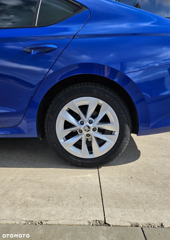 Skoda Octavia 2.0 TDI Ambition DSG - 15