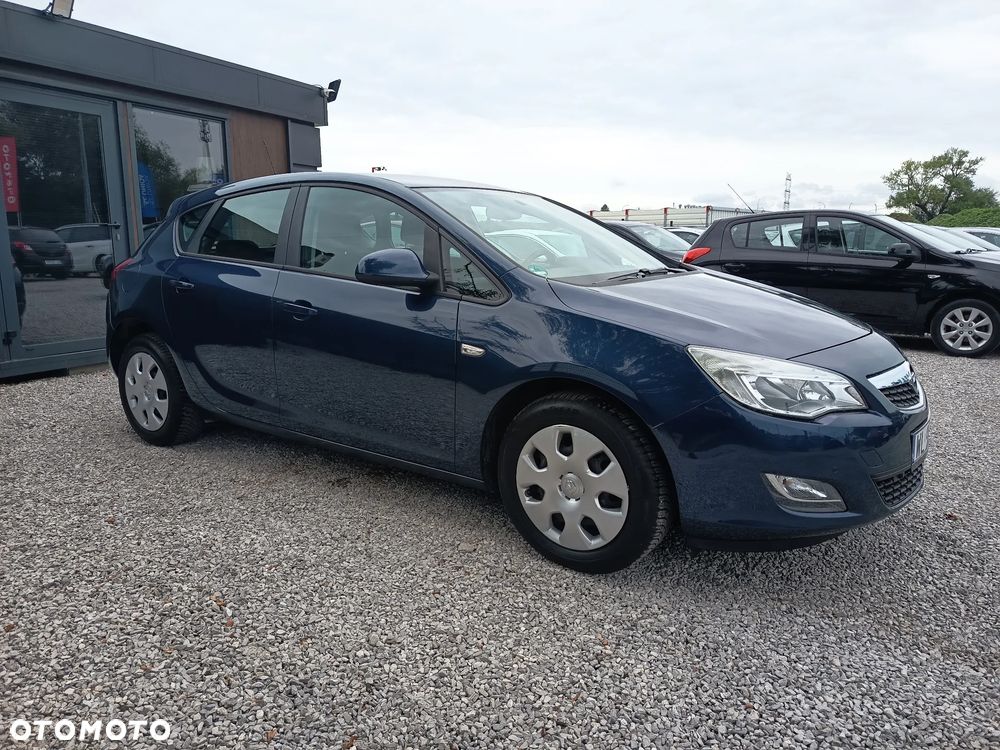 Opel Astra 1.6 Automatik Edition - 10