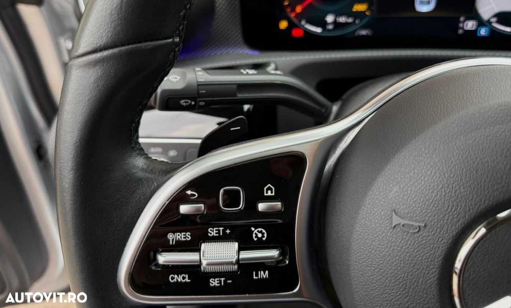 Mercedes-Benz CLA 200 - 24