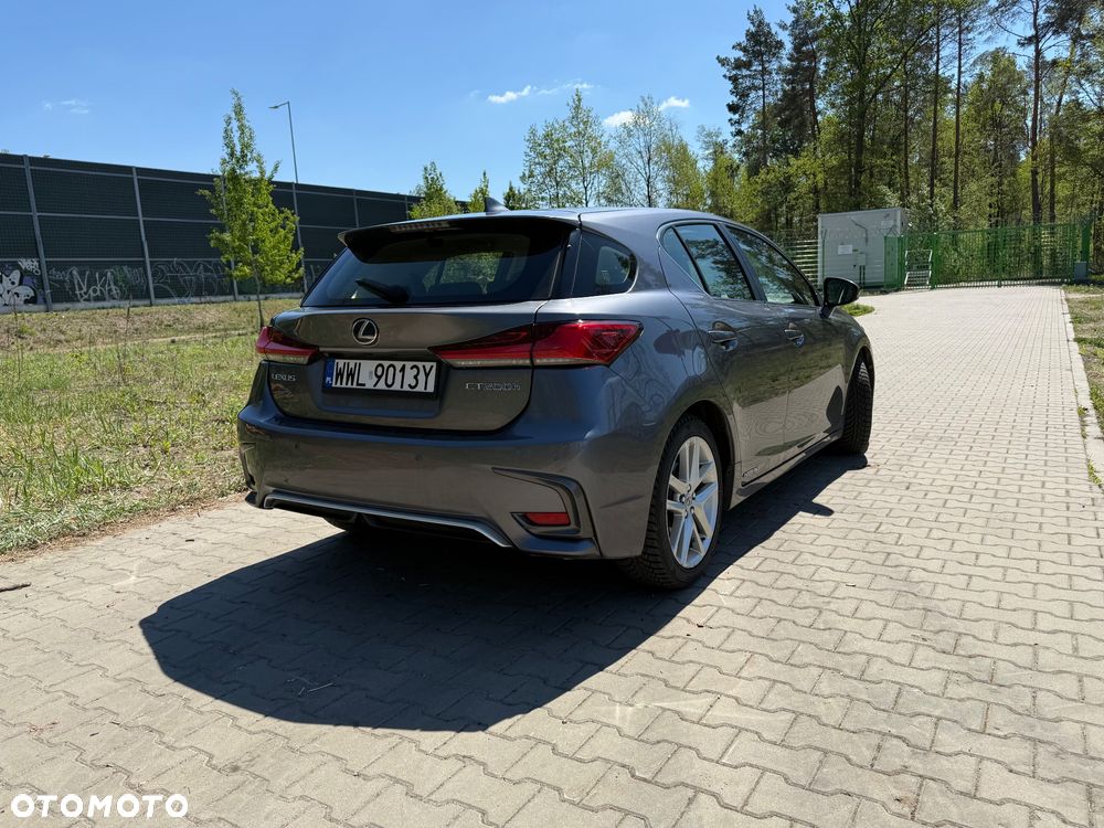 Lexus CT 200h Prestige - 9