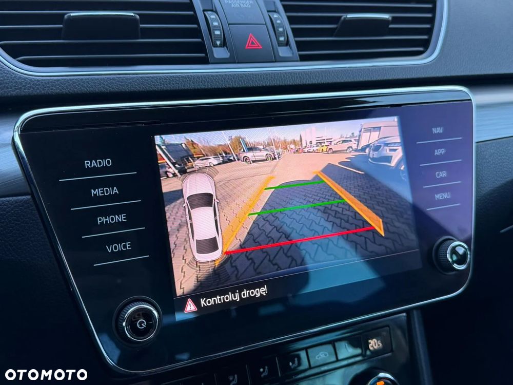 Skoda Superb 2.0 TSI Style DSG - 28