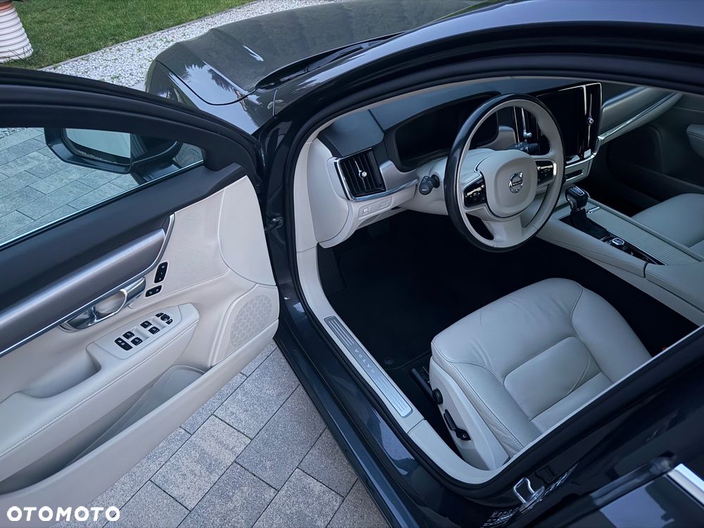 Volvo V90 - 16