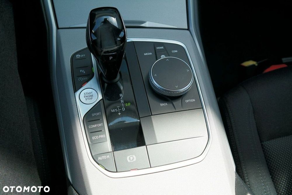 BMW Seria 3 - 25