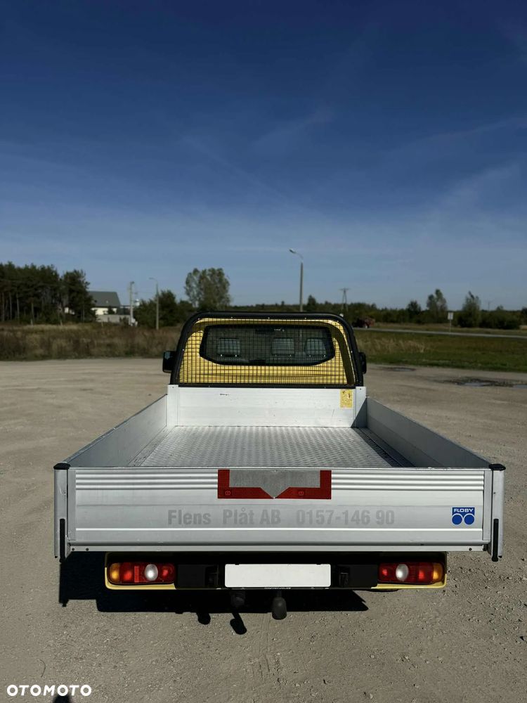 Volkswagen Transporter T-5 - 12