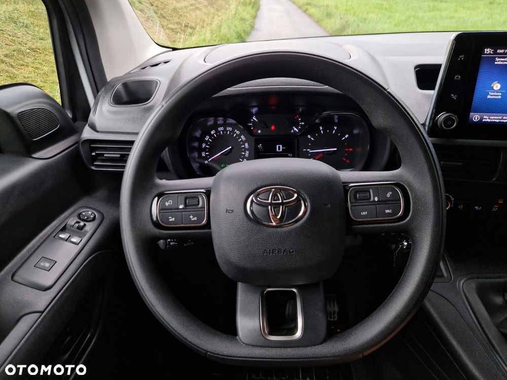 Toyota Proace City - 16