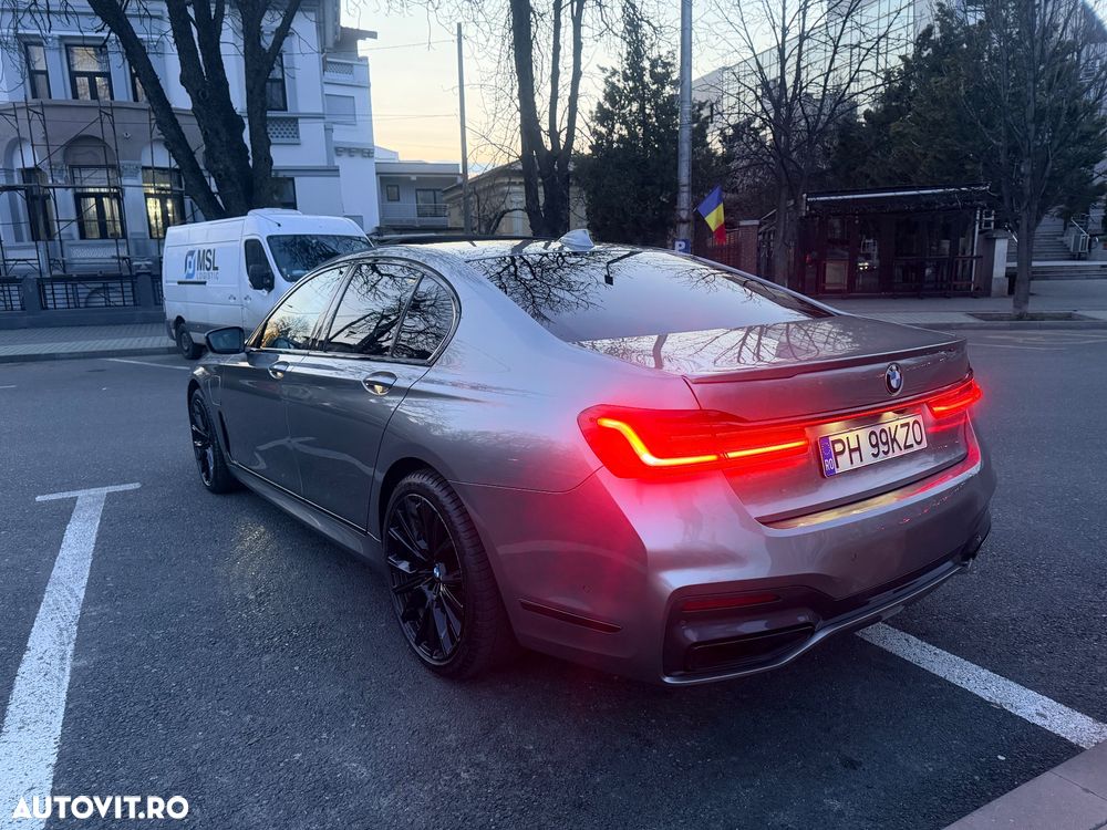 BMW Seria 7 - 28
