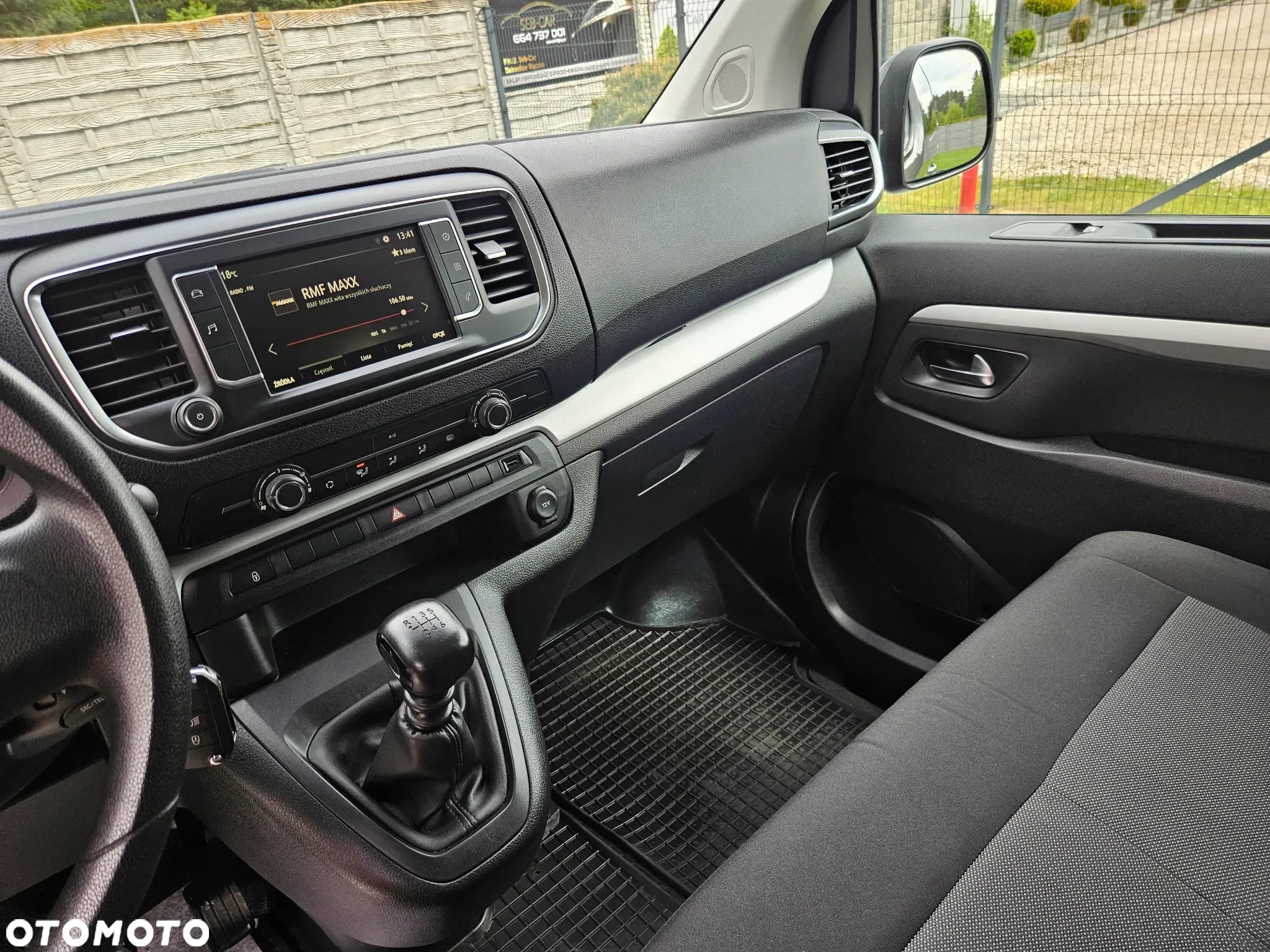 Opel VIVARO Extra LONG Brygadowy 6-os SALON POLSKA 65tyś km FV23% - 18