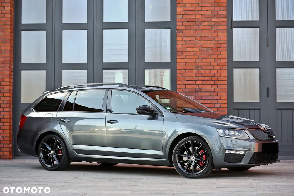 Skoda Octavia 2.0 TDI DSG RS - 4