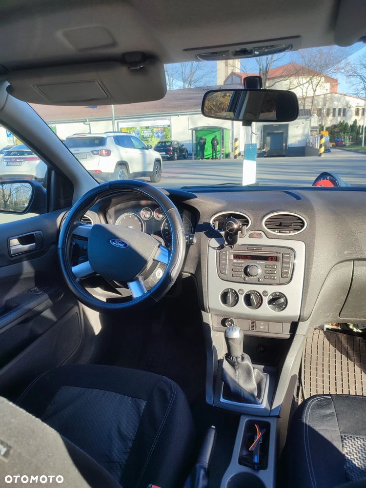 Ford Focus - 8