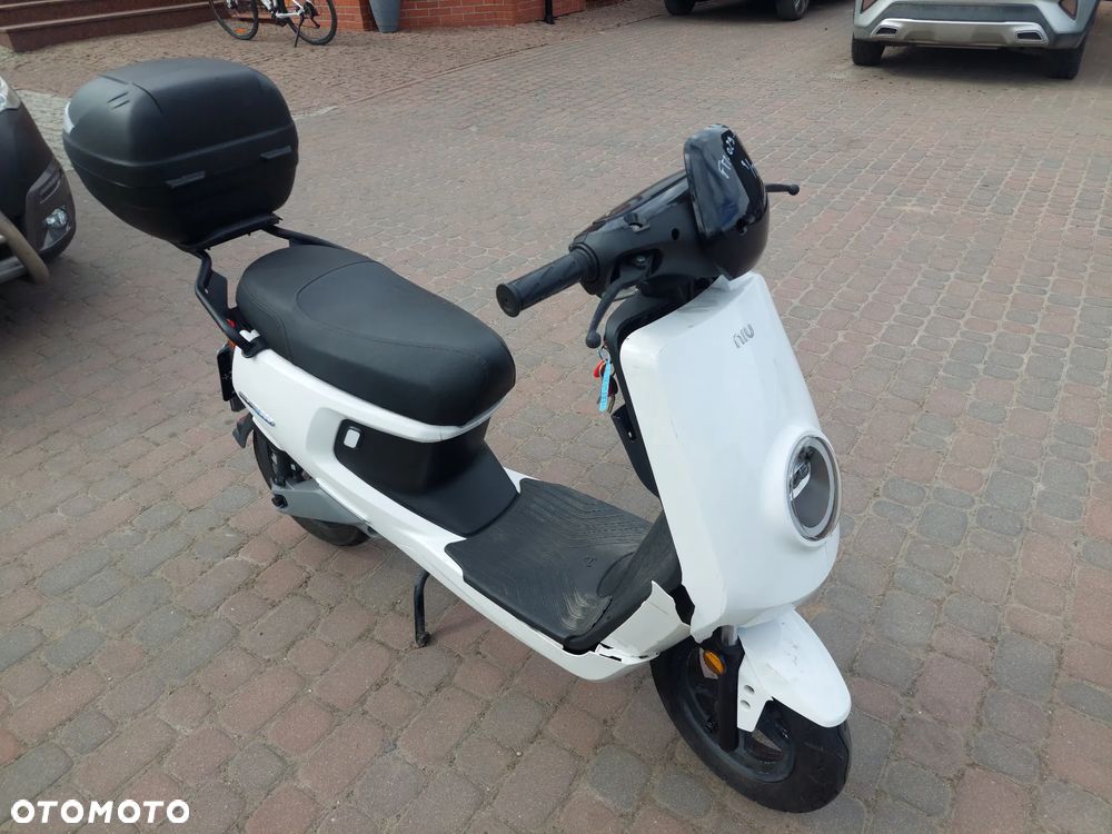 Niu M+ - 7