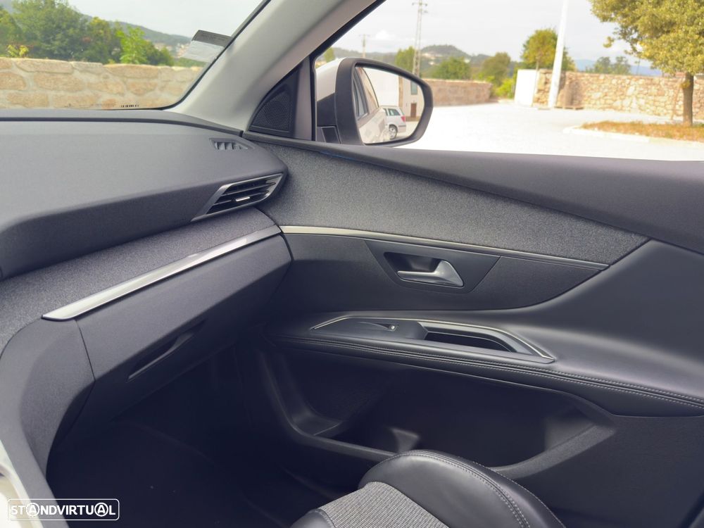 Peugeot 5008 1.6 BlueHDi Allure - 22