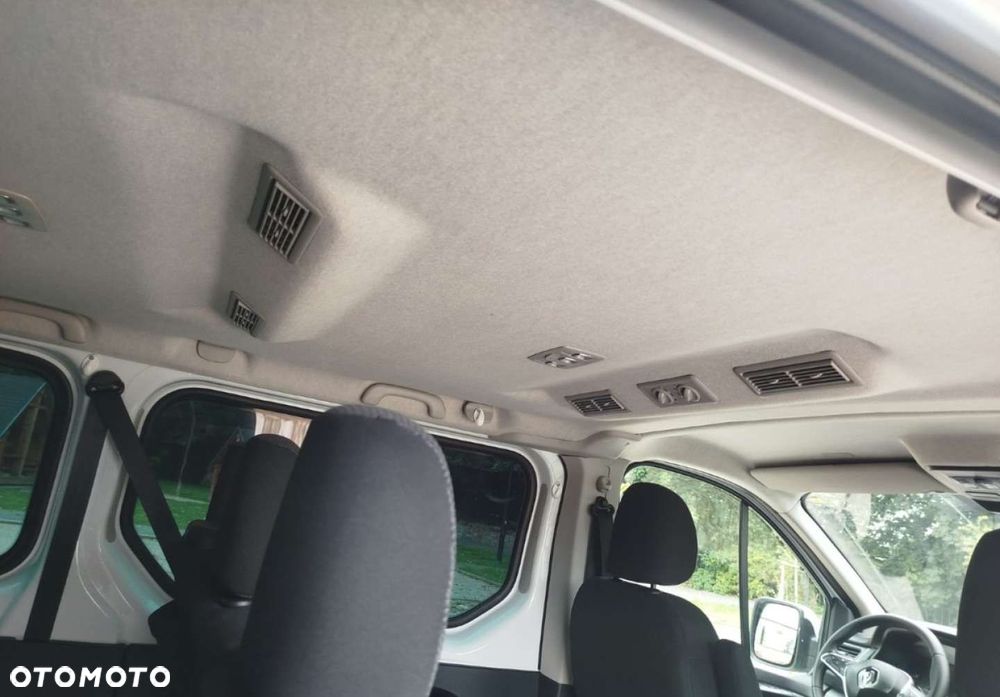 Renault Trafic - 23