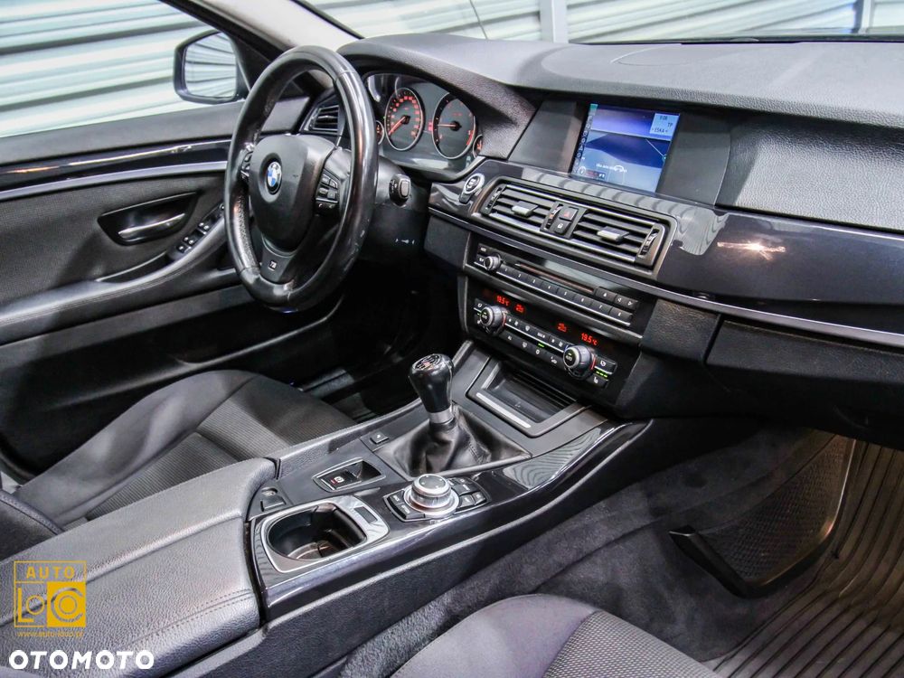 BMW Seria 5 - 15