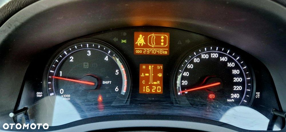 Toyota Avensis 2.0 D-4D Sol - 14