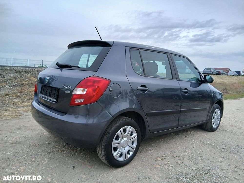 Skoda Fabia - 2