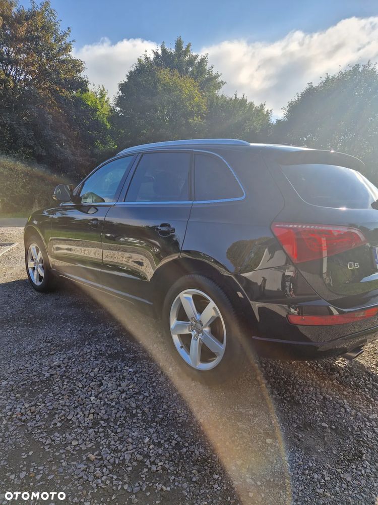 Audi Q5 3.2 FSI Quattro S tronic - 16