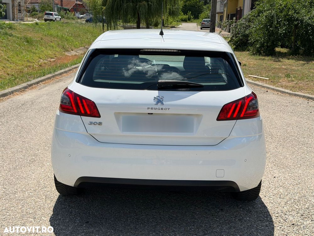 Peugeot 308 1.5L BlueHDI BVM6 Allure - 10