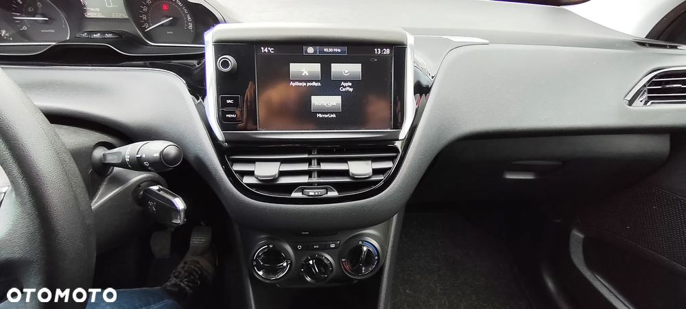 Peugeot 208 1.2 PureTech Allure - 14