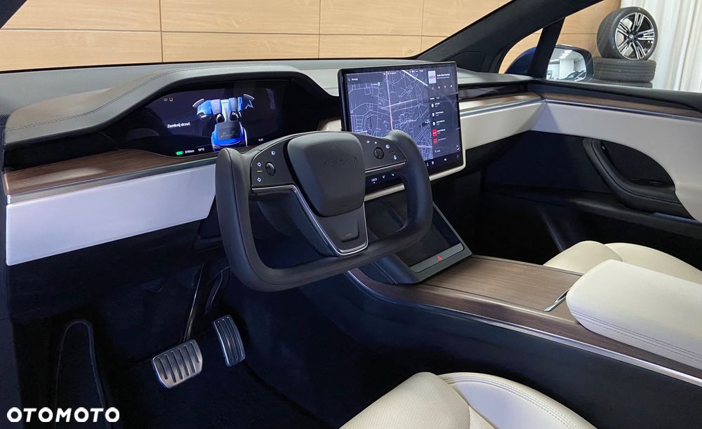 Tesla Model X AWD - 12